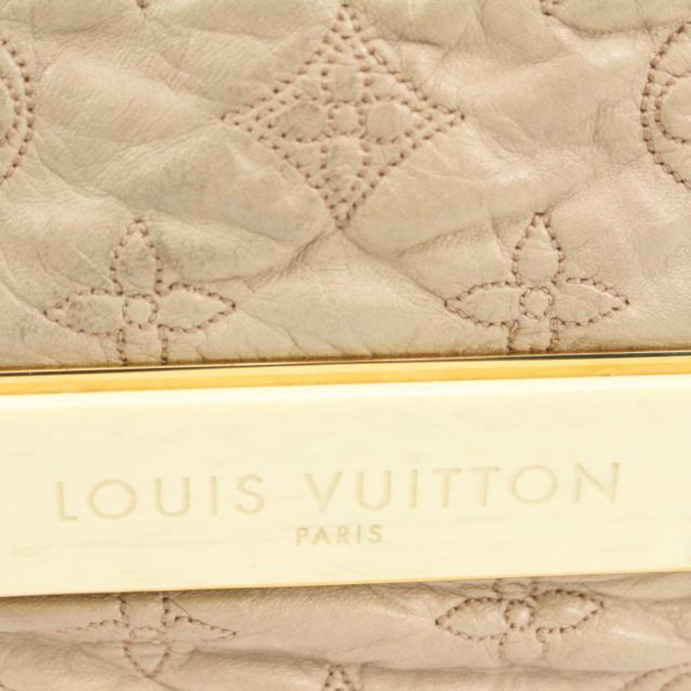 Louis Vuitton Beige Ecru Monogram Leather Olympe Croissant Hobo 28lk324s - Picture 8 of 12